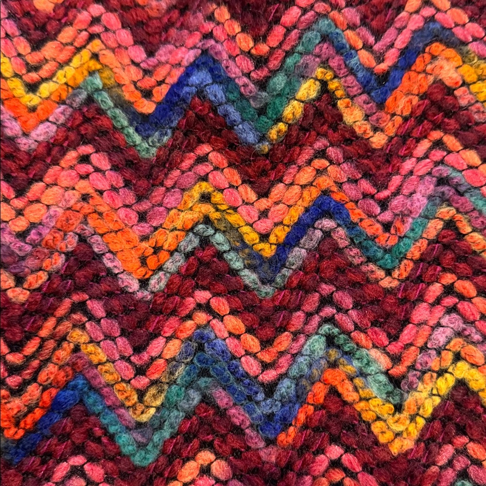 Traffic People Multicolor Chevron Pattern Top - image 2